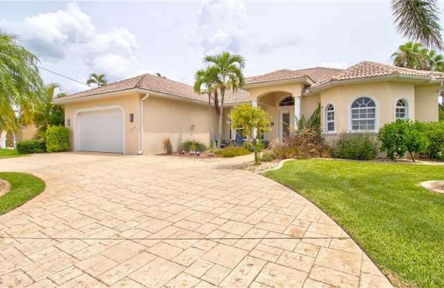 1924 Savona Parkway photos photos 1924 Savona Parkway photos photos