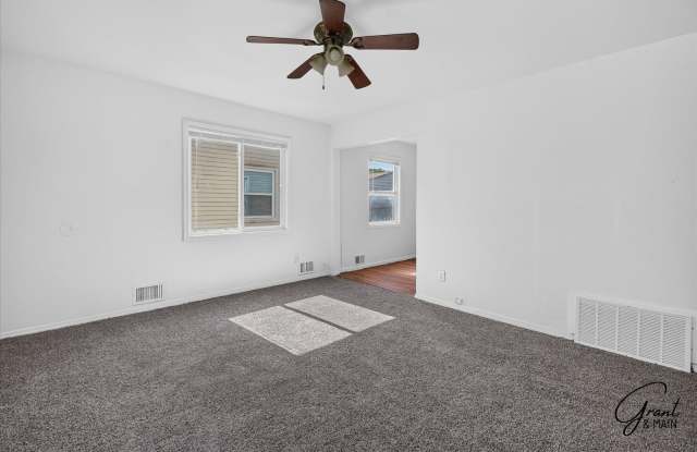 $1200 2 bedroom Gallery 4