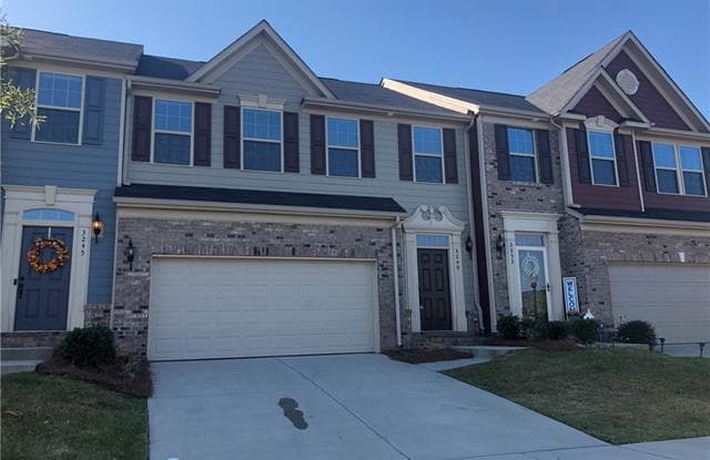 3249 Major Samuals Way - 3249 Major Samuals Way, Charlotte, NC 28208