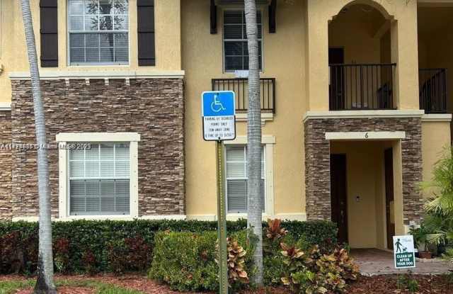 9237 SW 227th St photos photos