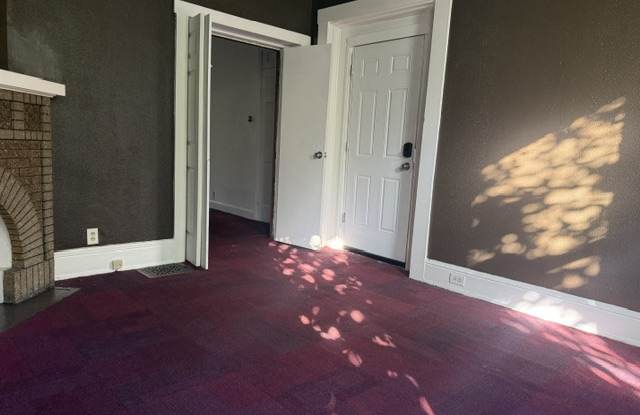1041 Beech Avenue - 1 Gallery 4