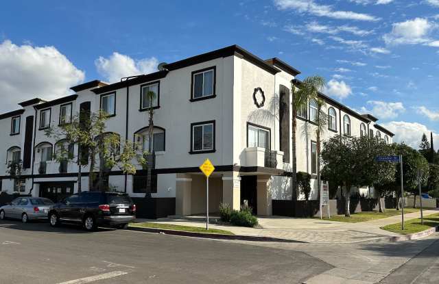 Satsuma Townhomes photos photos