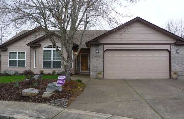 Spacious, West Salem Home photos photos Spacious, West Salem Home photos photos