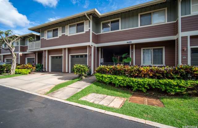 Rarely Available 3BR/3BA/Fully fenced in backyard! photos photos