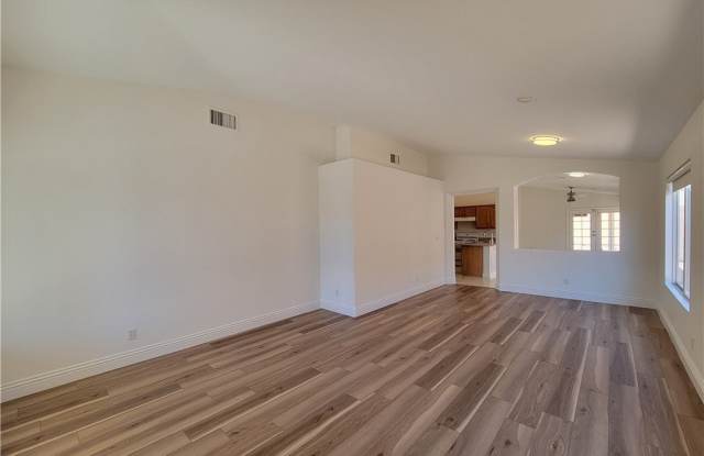 7445 Tumbling Street Gallery 2