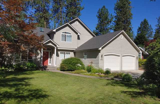 Executive Four Bedroom Home in Post Falls photos photos