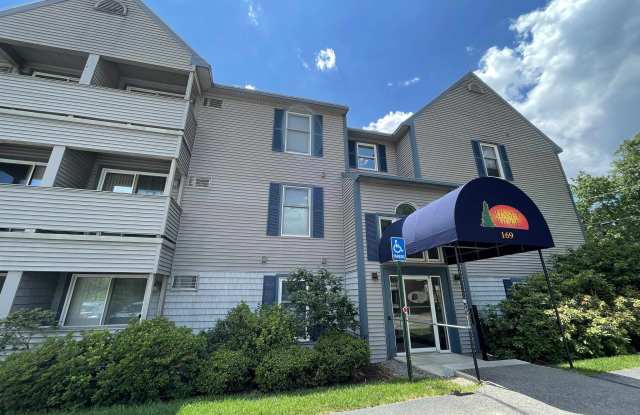 177 Eastern Avenue - 177 Eastern Avenue, Manchester, NH 03104