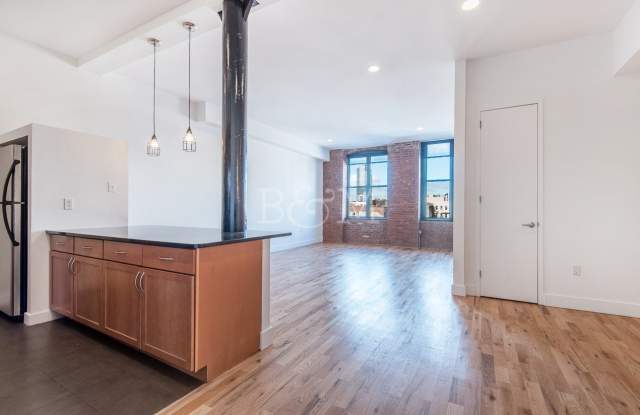 500 Driggs Avenue unit: 612 photos photos