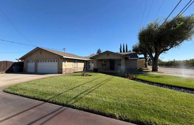 3 bed/ 1 ba house -S Yuba City Gallery 1