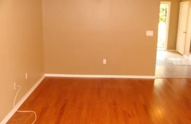 2640 Oleander Lake Dr Gallery 2