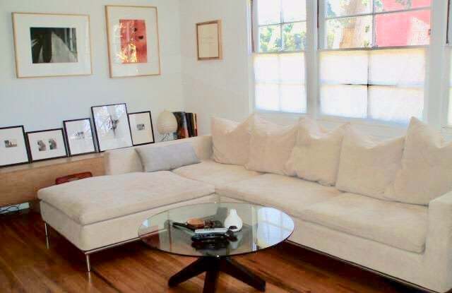 1131 Bay St photos photos