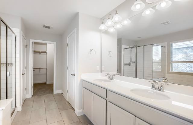 1051 Kenney Fort Crossing #49 - 1 Gallery 3