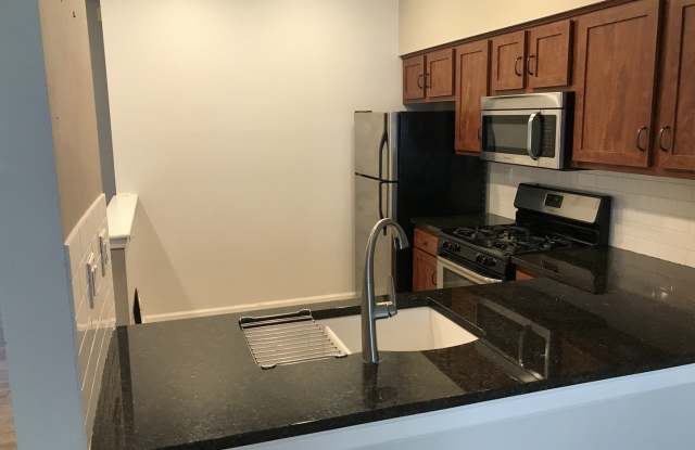 1828 Lucylle Court Gallery 3
