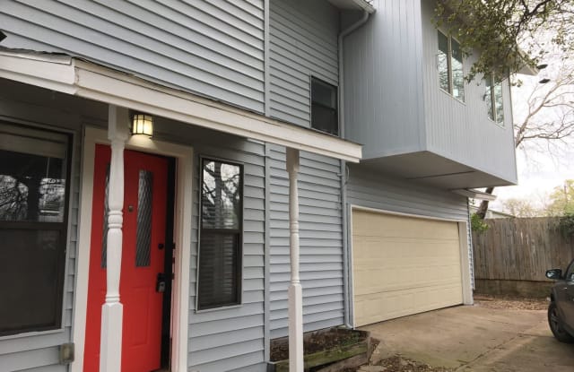 2502 E 12th St - 2502 East 12th Street, Austin, TX 78702