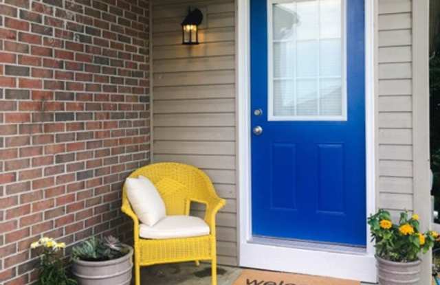 Great corporate furnished rental- close to everything. photos photos