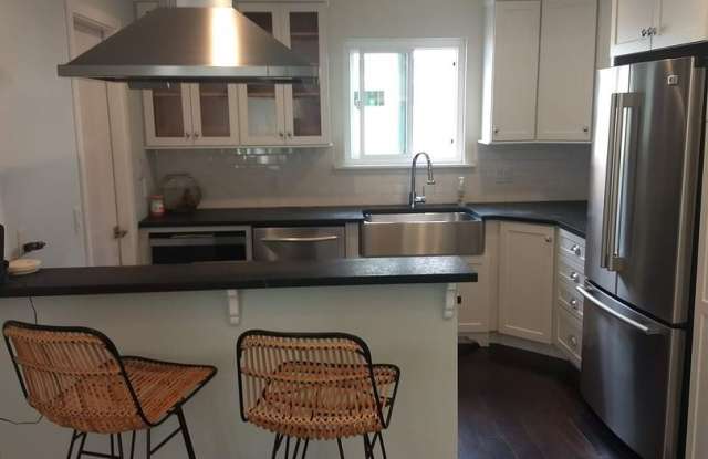 5801 Middlecoff Drive Gallery 2