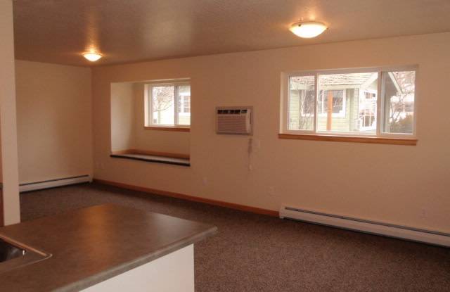 1237 Kensington Avenue Gallery 3
