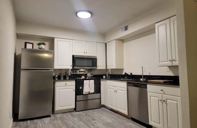 S&T Plaza Apartments photos photos S&T Plaza Apartments photos photos