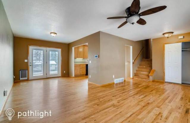 914 49th Avenue Place Gallery 2