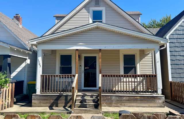 2 Bed, 2 Bath Home with Upstairs Bonus Room & Fully Fenced Yard Gallery 1