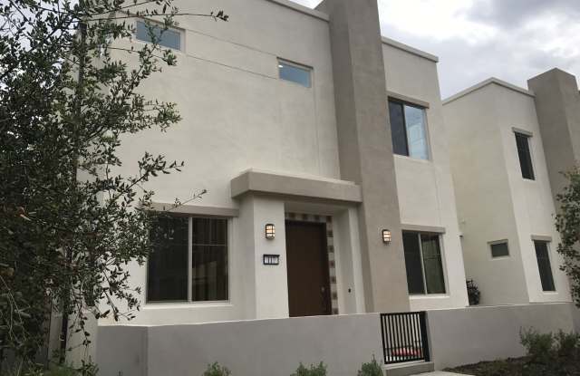 Move Fast — Smart, Modern Living at 117 Terrapin, Irvine photos photos