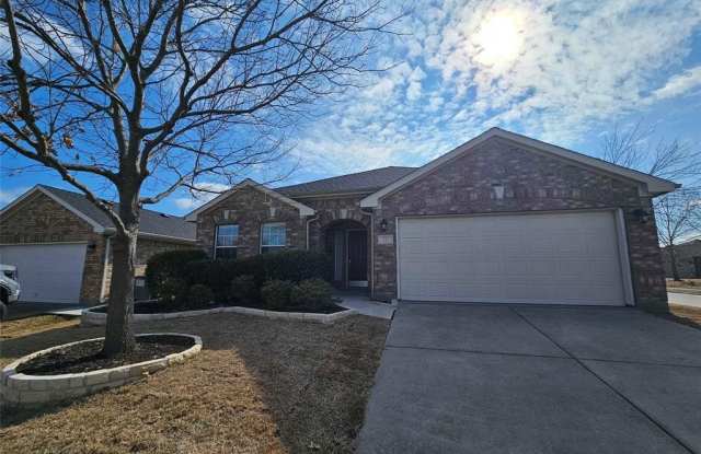 520 Creekside photos photos