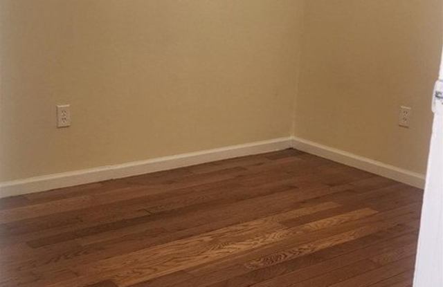 109-18 155th Street Gallery 3