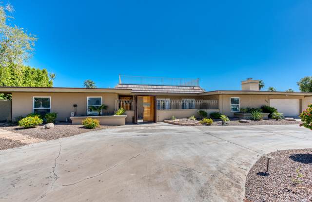 2035 E GARDENIA Avenue - 2035 East Gardenia Avenue, Phoenix, AZ 85020