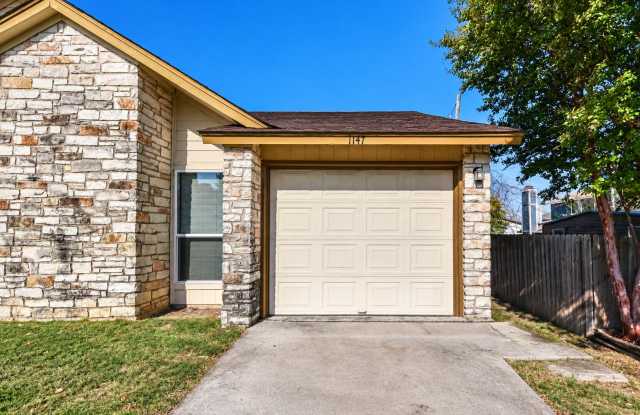 1147 Royal Crest Dr Gallery 4