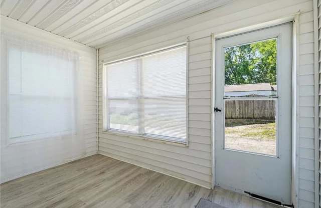 3129 Cottage Terrace Gallery 2