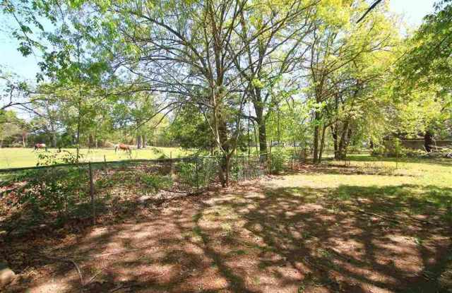 720 Town East Dr - 720 Town East Drive, Reno, TX 75462