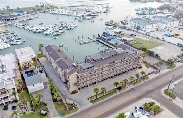 200 W Cotter Avenue photos photos