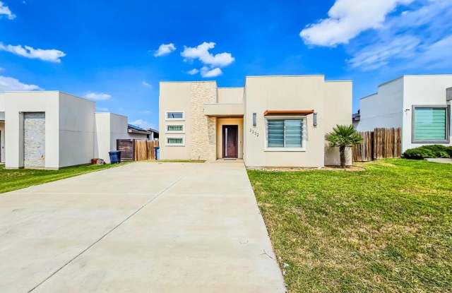 2232 Applewood Street photos photos