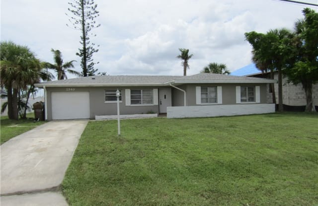 2540 SE 25th Avenue - 2540 Southeast 25th Avenue, Cape Coral, FL 33904