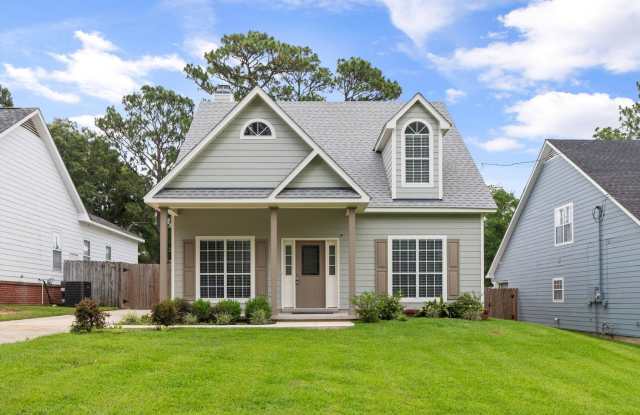 MOVE IN READY BEAUTY IN PINEHURST photos photos
