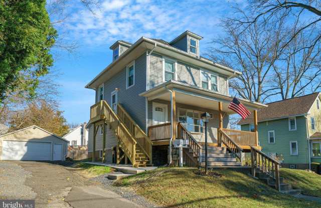 411 VINCENT ROAD photos photos