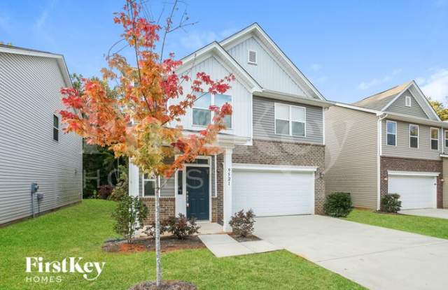 9521 Blue Knoll Court - 9521 Blue Knoll Court, Charlotte, NC 28215