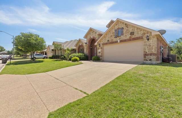 5337 Smokey Ridge Drive - 5337 Smokey Ridge Drive, Fort Worth, TX 76123