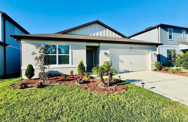 3919 CAPRI COAST Drive Gallery 1