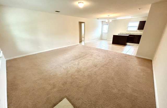 **APPLICATION RECEIVED** MUST SEE! 3 Bedroom 2 Bath Corner Lot Home Near Pearsall Park! Gallery 3