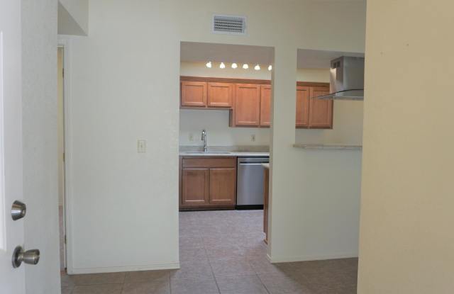 5271 DESERT SHADOWS Drive Gallery 4