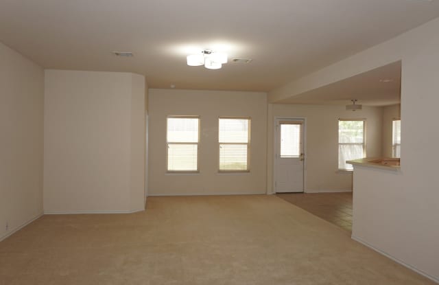 15619 Turfway Park Selma TX 78154 Gallery 4