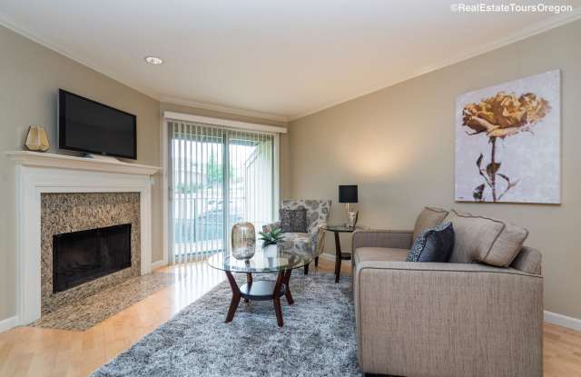 Beautiful 1bdrm/1bth condo in the Cedar Mill neighborhood- Pet Friendly photos photos