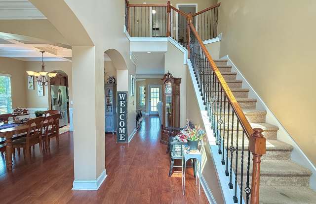 MOVE-IN READY (Pet Friendly) | $500 RENT CREDIT Gallery 3
