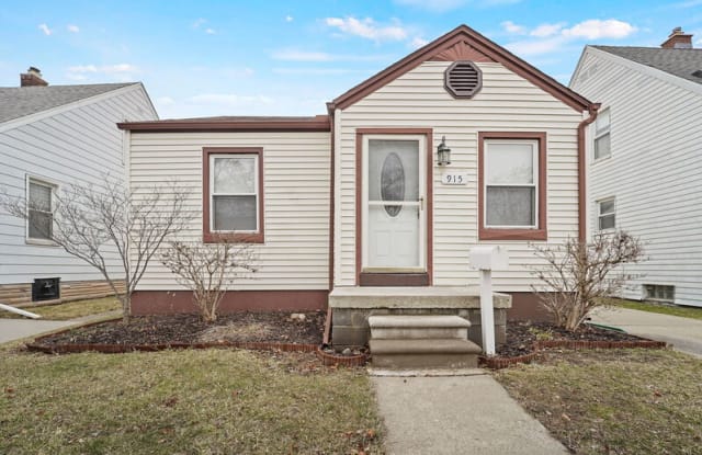 915 White Ave. - 915 White Avenue, Lincoln Park, MI 48146