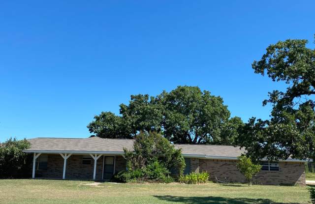 Spacious 5 BEDROOM - Fresh Paint - Country Living  Great for Commuters - 210 Harmony Road, Parker County, TX 76087