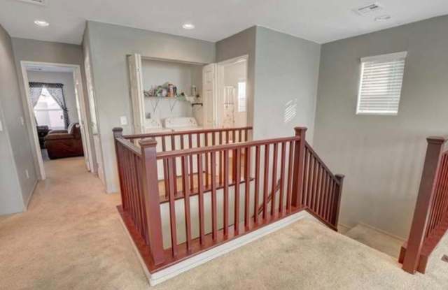4 Bed 3 Bath photos photos