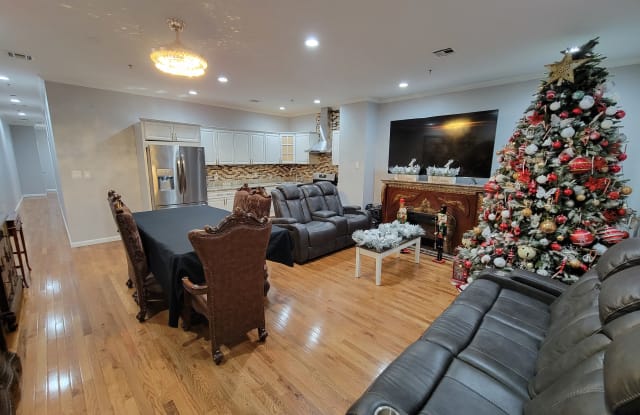 2025 Bergenline Ave - 2025 Bergenline Avenue, Union City, NJ 07087