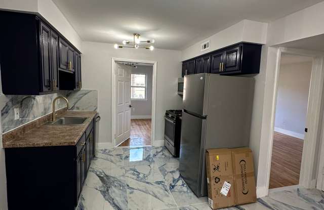 1903 Country Ln photos photos