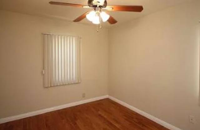 1355 North Holliston Avenue Gallery 2